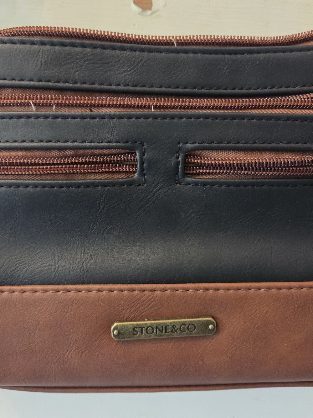 STONE & CO Two-Tone Brown and Black Leather Crossbody Bag